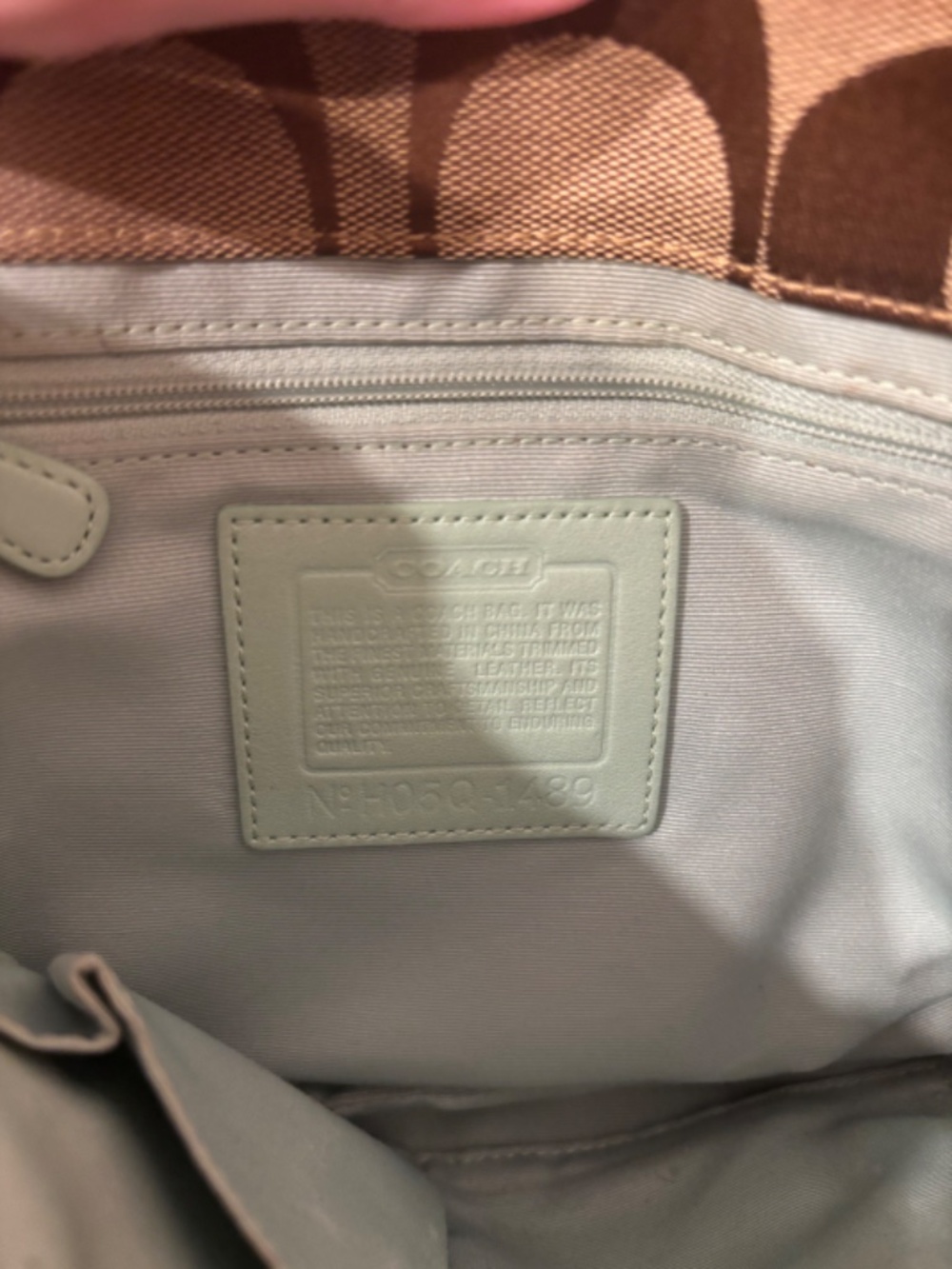 Coach/Limited Coral/Fish Bag/Multi Color - Picture 5 of 8